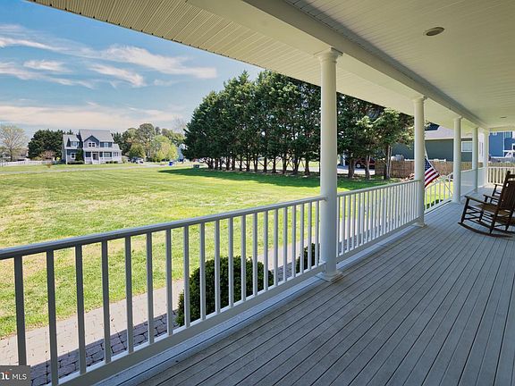 3rd image of 1604 Midway Rd