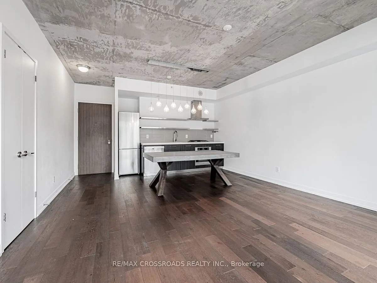 2 bed, $4,000 — Photo 4