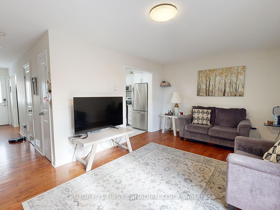 1st image of 20 Kernohan Pkwy #6