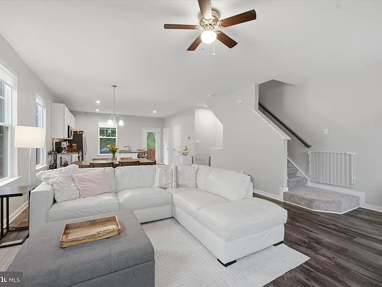 12260 Haydon Pl — Photo 17