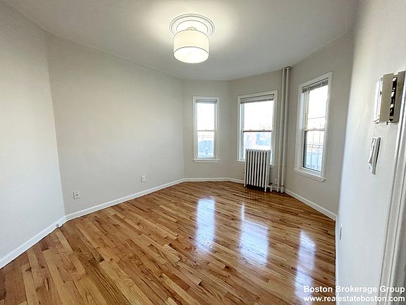 3rd image of 151 E Cottage St #1