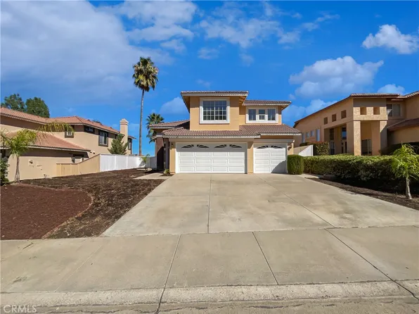 24 Bella Firenze, Lake Elsinore, CA 92532