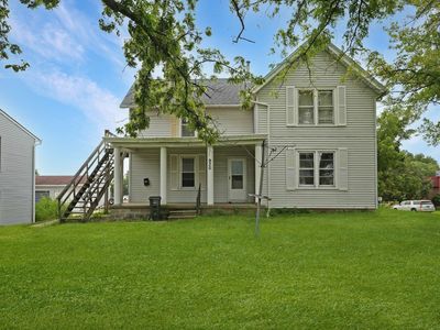 930 W 1st St, Cedar Falls, IA, 50613