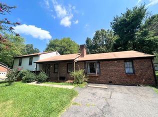 1512 Greenview Dr, Lynchburg, VA 24502