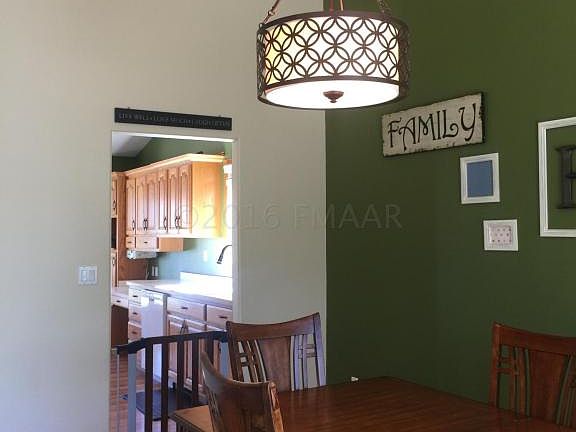 4th image of 1537 Woodridge Ln