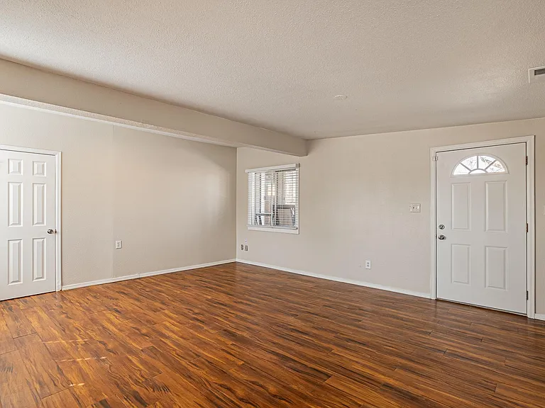 6901 Grandview Ave #B — Photo 10