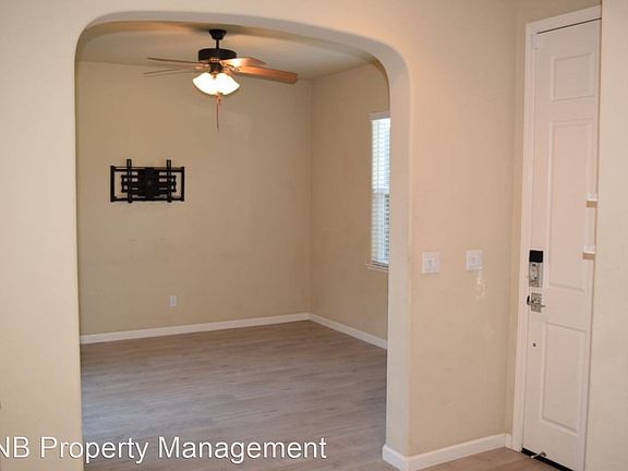 3rd image of 148 Talmont Cir