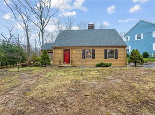 24 Hickory Hill Rd, New Britain, CT 06052