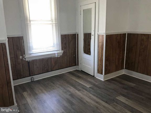 3rd image of 6512 Torresdale Ave