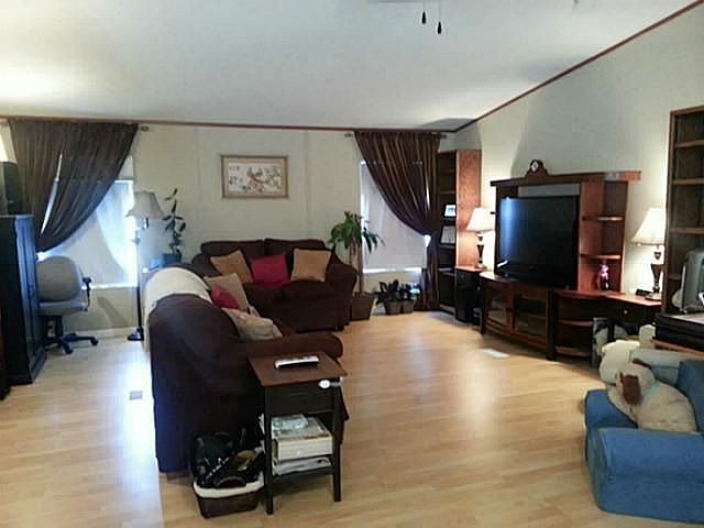 1st image of 319 Woodgrove Dr