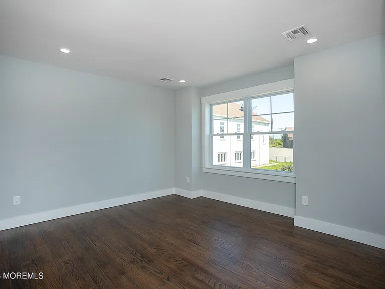 234 Main St — Photo 16