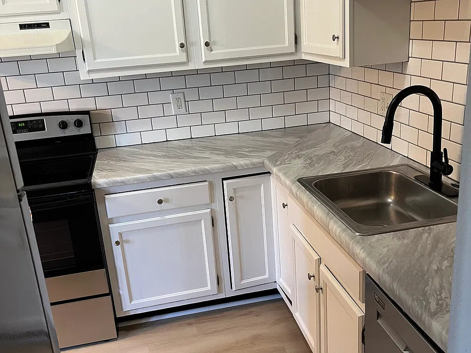 Updated and remodeled Kitchen