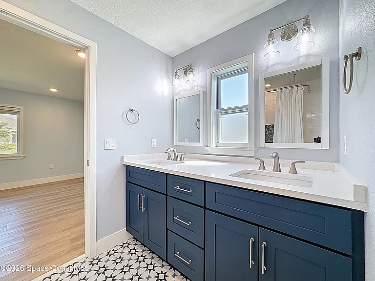 1707 Shore Dr — Photo 23