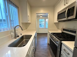 7098 Ramsgate Ave #18764560, Los Angeles, CA 90045