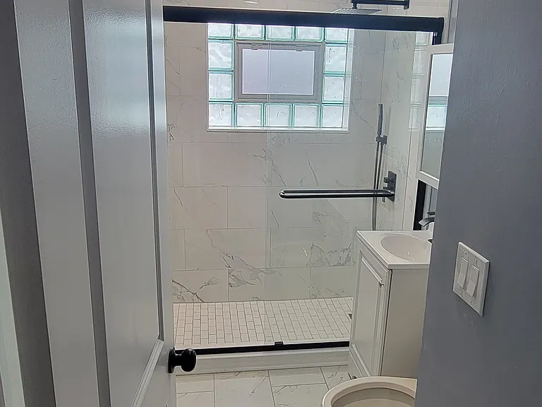 4250 W Lawrence Ave #2S — Photo 5