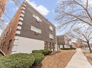914 N Austin Blvd APT A5, Oak Park, IL 60302