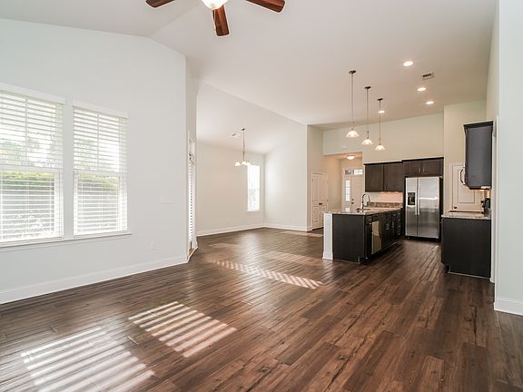 5th image of 81 Highland Forest Cir #1