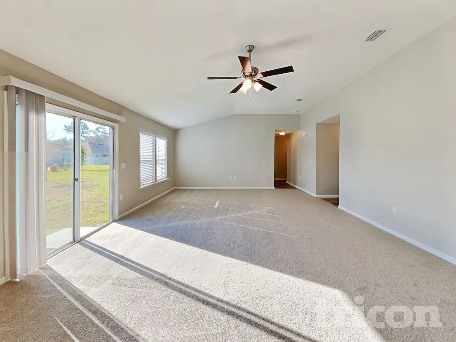 8287 Fouraker Forest Road Jacksonville FL — Photo 2