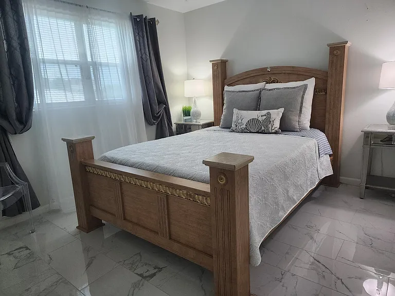302 Lincoln Ave #10 — Photo 42