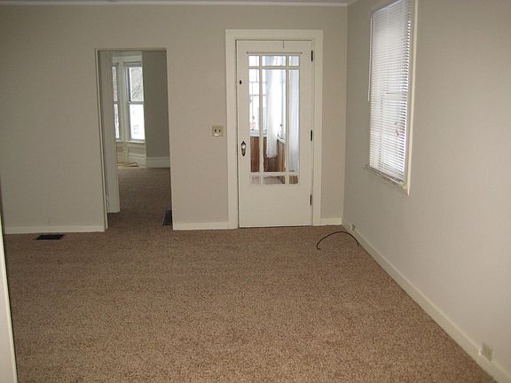 View towards livingroom