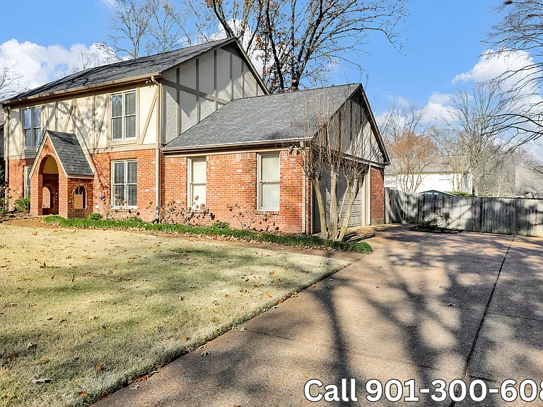8648 Sandpoint Dr — Photo 3