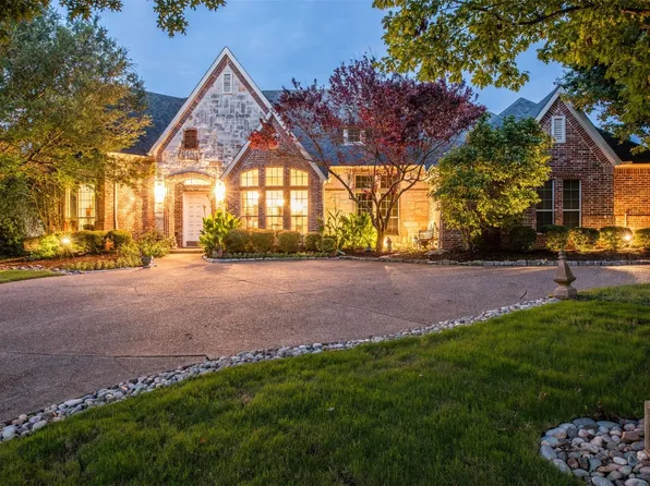 320 Oakwood Trl, Fairview, TX 75069