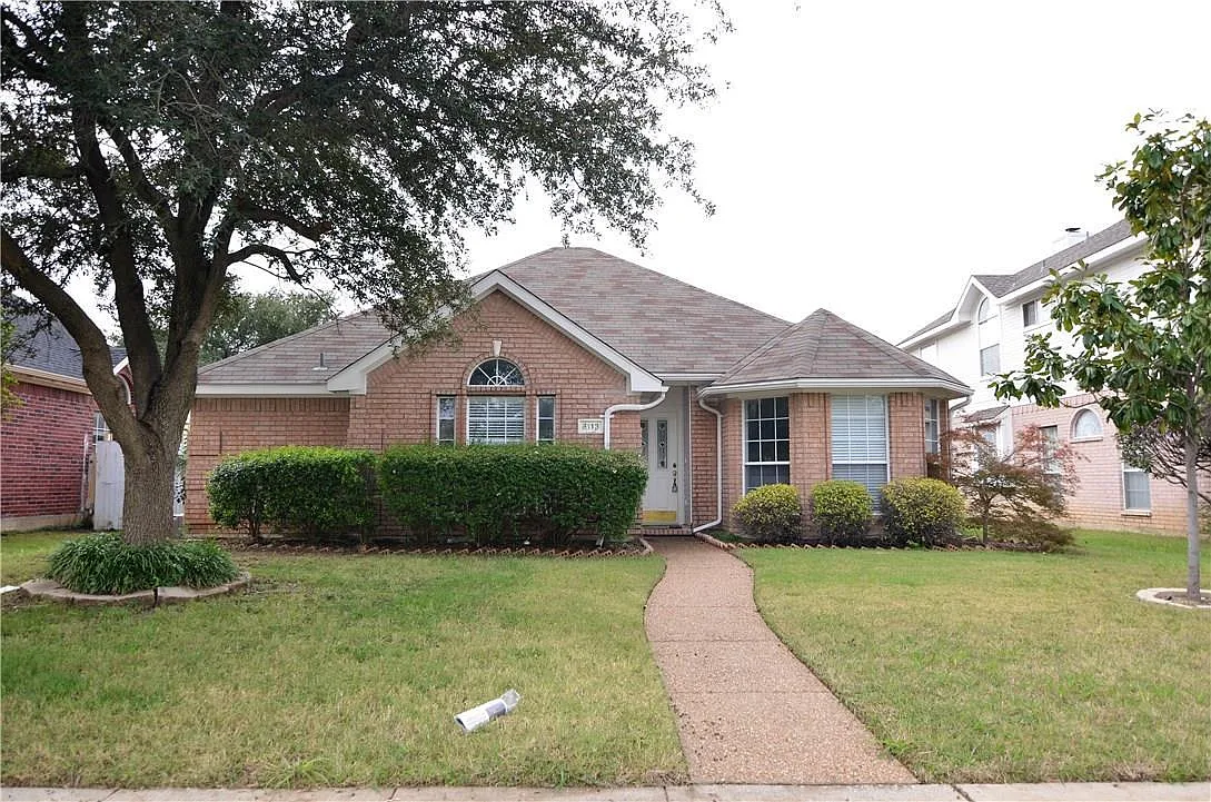 8113 Case Dr — Photo 1