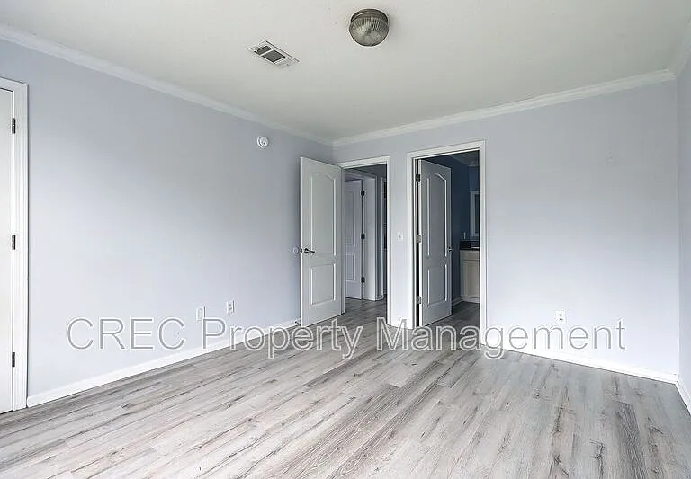 2533 Celestial Ct — Photo 18