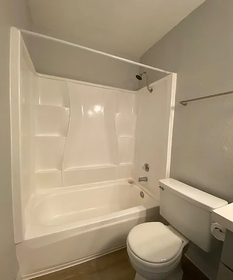 Sierra Woods Apartments — Photo 13