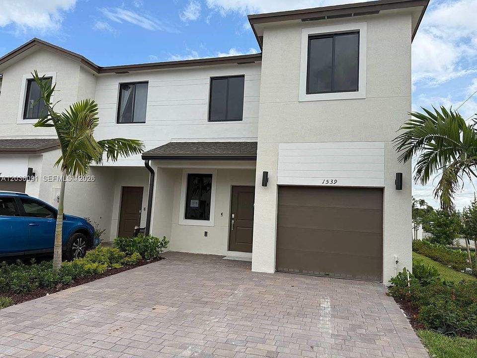 1st image of 1539 NW 1st Ave #1