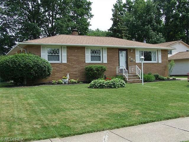 1st image of 469 Waterbury Dr