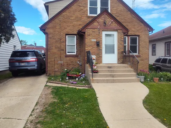 5007 25th Ave #2, Kenosha, WI 53140