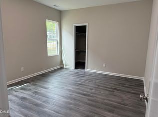201 A Peace St, Oxford, NC 27565