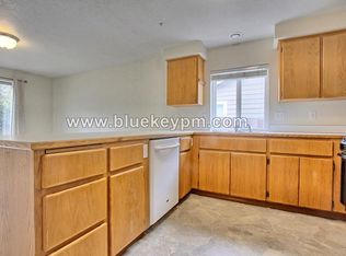 15610 SW Bulrush Ln, Tigard, OR 97223