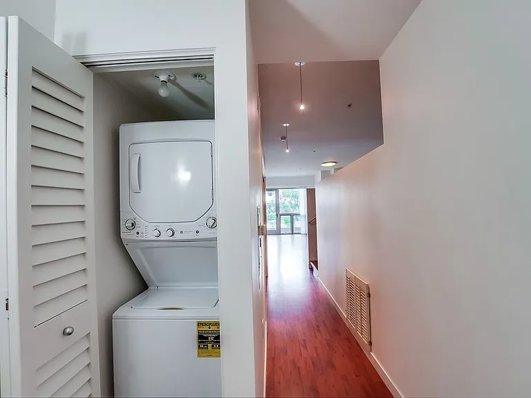 889 Date St #338 — Photo 15
