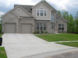 10770 Carolina Pines Dr, Harrison, OH 45030