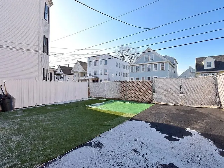 81 Francis St — Photo 17