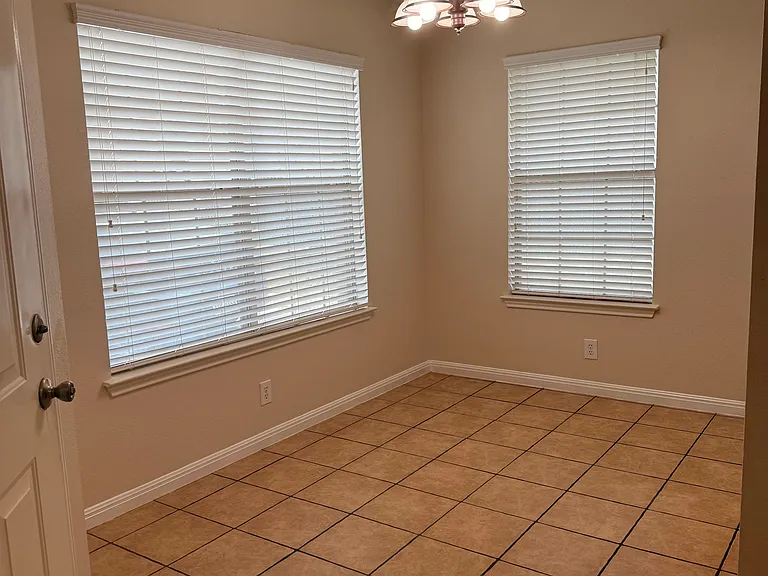 104 San Antonio Rd #3 — Photo 2