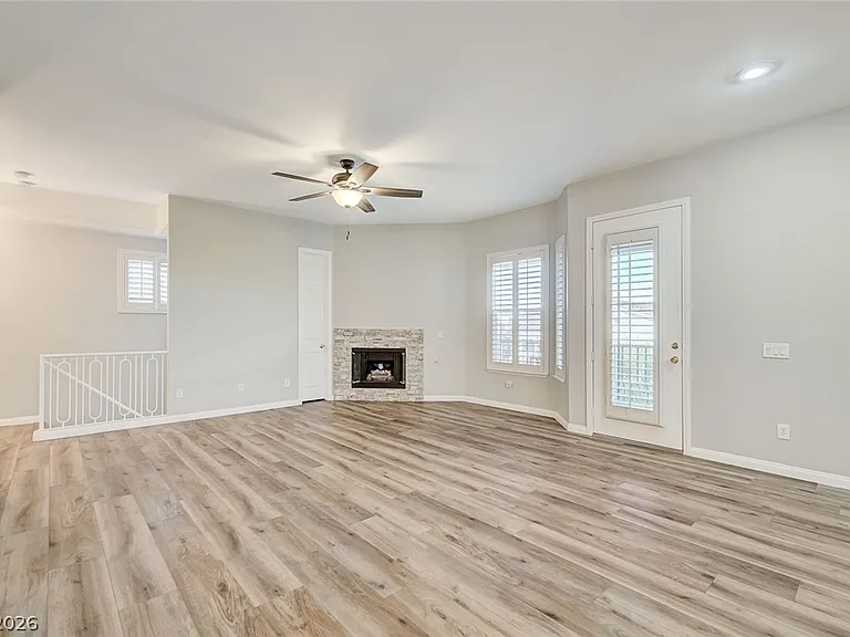 201 Kaelyn St #1 — Photo 6