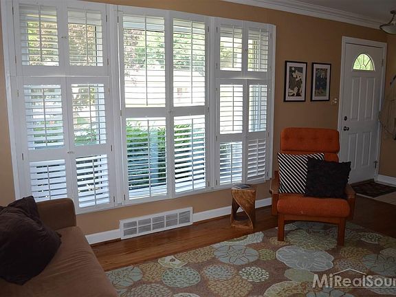 4th image of 4406 Sedgemoor Ave