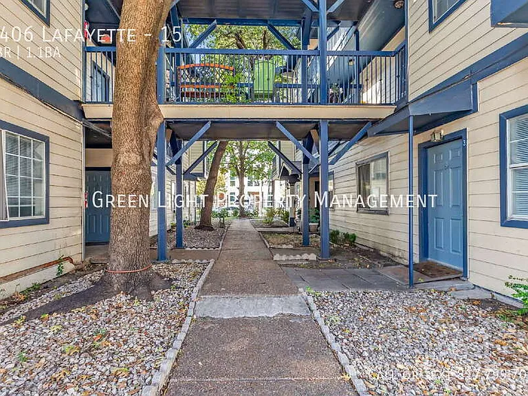 4406 Lafayette St #15 — Photo 2