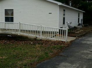 8045 Tamarisk Ln, Omaha, NE 68122