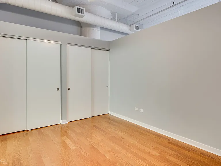 333 W Hubbard St #412 — Photo 13