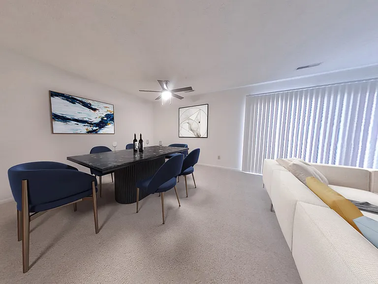 Hunters Hollow Apartments — Photo 3