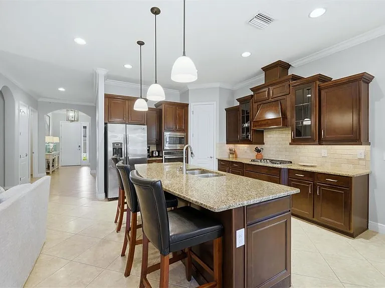 5423 Title Row Dr — Photo 14