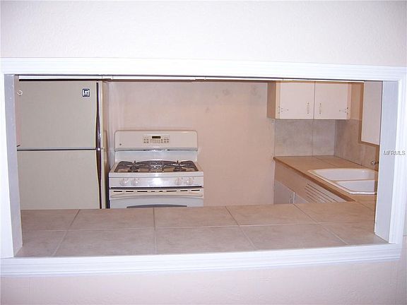 4th image of 3716 7th Ave W #B