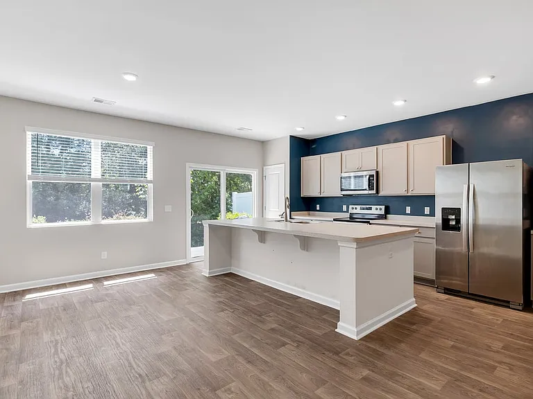 13 Villas Of Garrard Dr — Photo 5