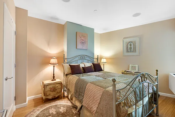 Sold by Nest Seekers International | media 13