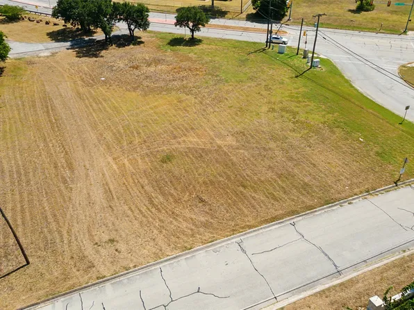 6231 S Ridge Rd, Fort Worth, TX 76135