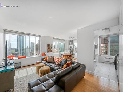 200 Riverside Blvd APT 39D, New York, NY, 10069